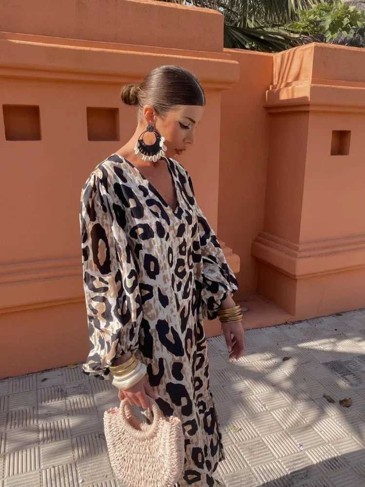 Basic Casual Dresses Elegan V-neck Leopard Print Maxi Dress For Women Vintage Lantern Slves Loose Vestido 2024 Spring Casual Female High Strtwear Y240