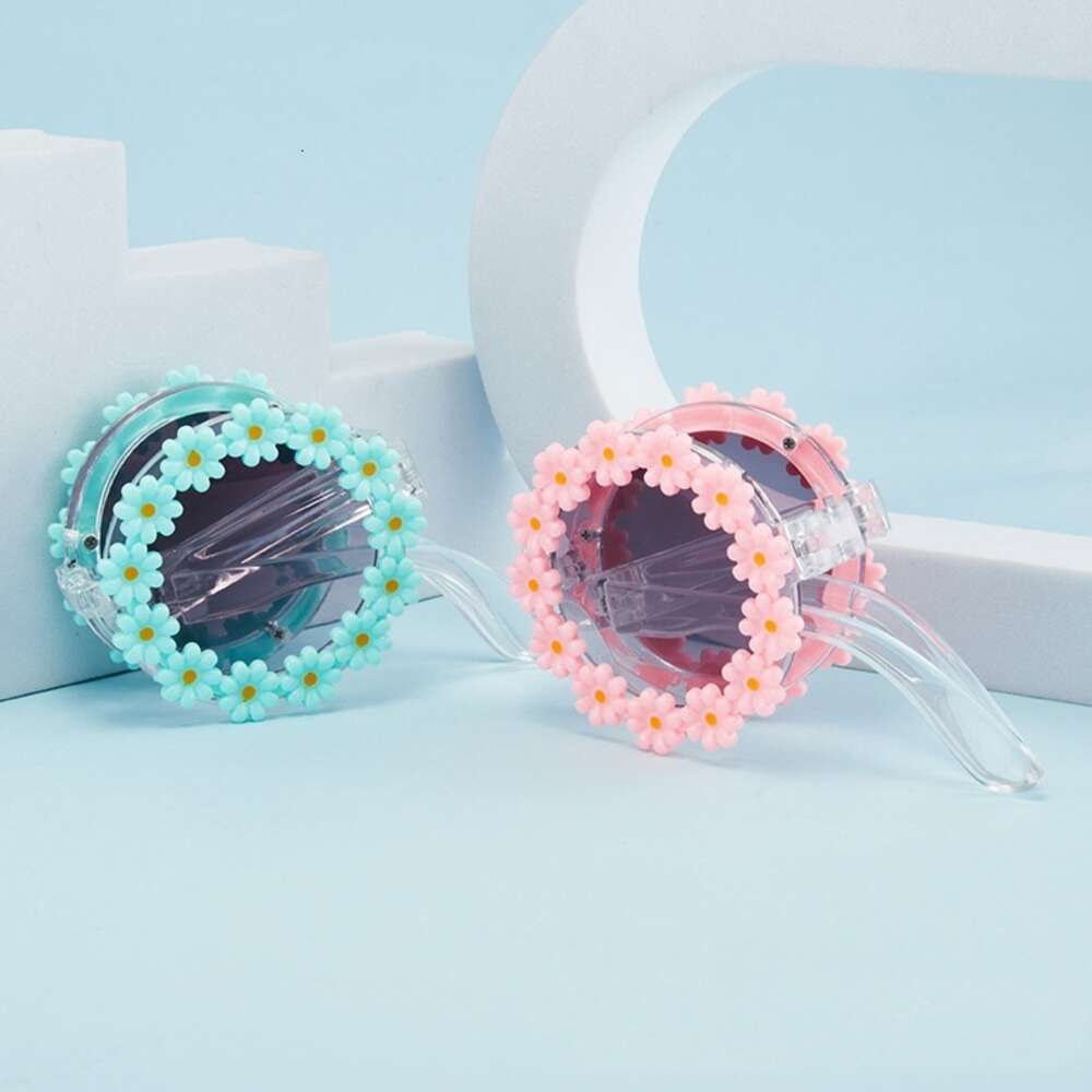 2024 Summer New Children's Folding Daisy Sunglasses Kids Lovely Childlike Fun Sun Glasses Sweet Travel Vacation Girls Eyewear