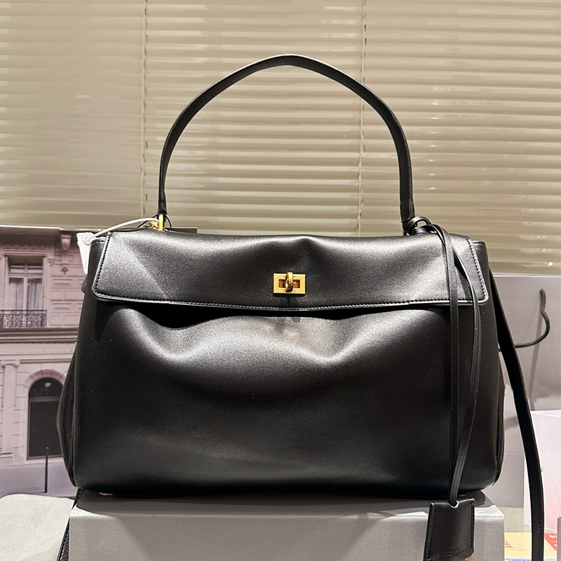 Tote Bag Designer Handbag Luxury Bag Shoulder Bags Great Silhouette Weekend Bag Designer Large Capacity Shopping Bags High Quality Cowhide Crossbody Bags Black