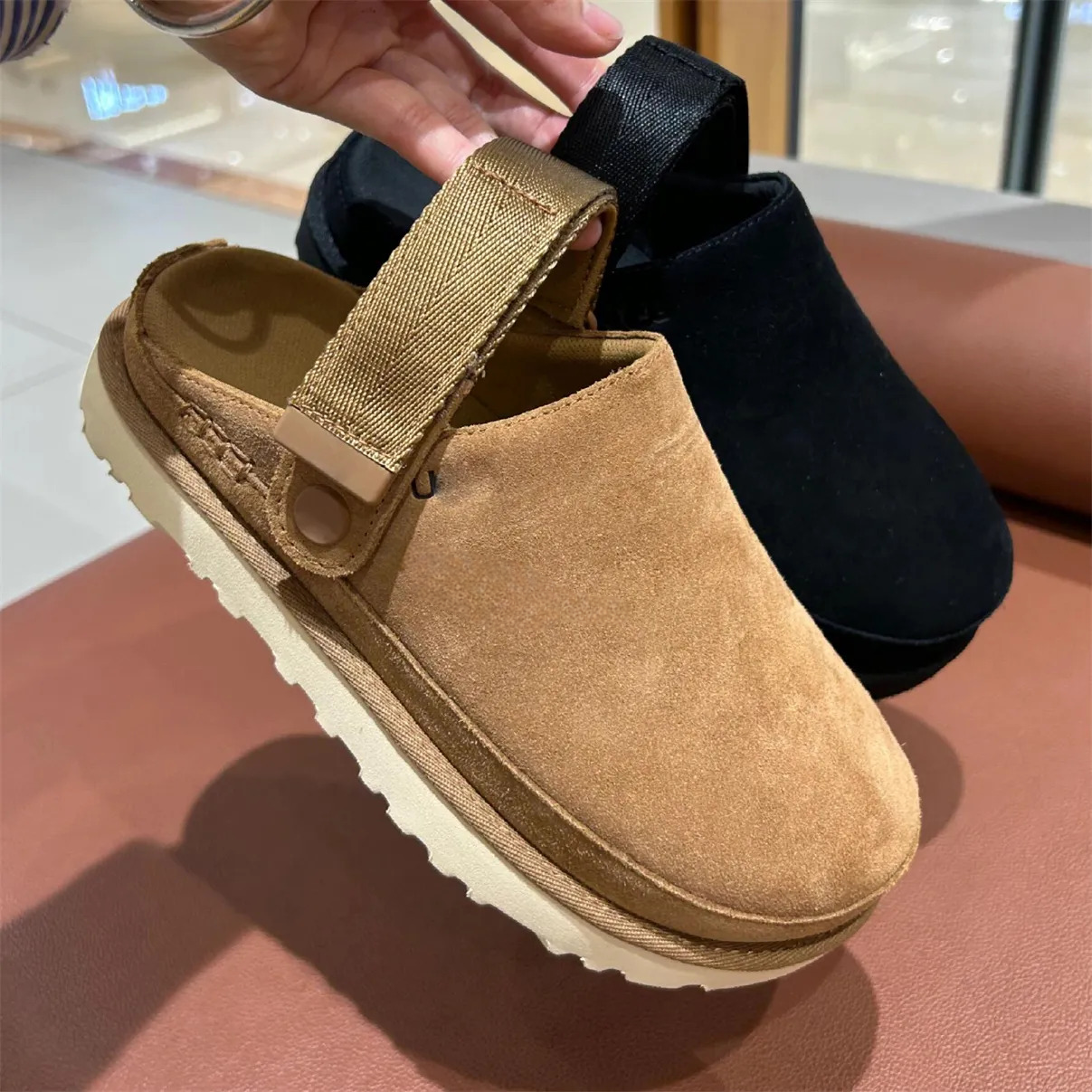 Designer Goldenstar Clog Slippers Clogs Golden star Beach Sandal Cross Slides Women Men Tazz Tasman Fall Mustard Seed Chestnut Winter Summer