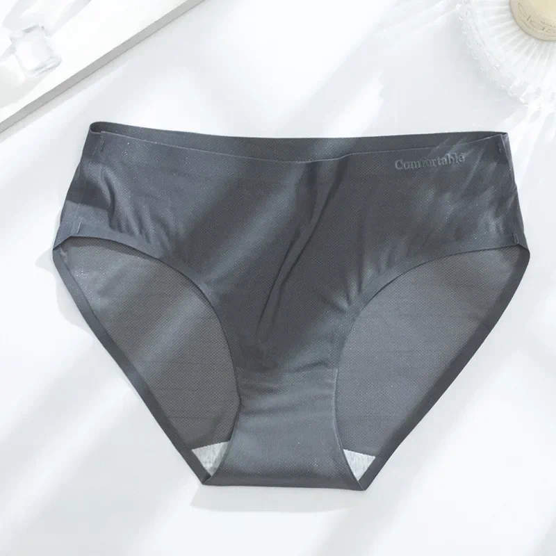 Womens Panties Ultra-thin Seamless Ice Silk Underwear For Ladies One Piece Waist Naked Anti-bacterial Pure Cotton Crotch Lady