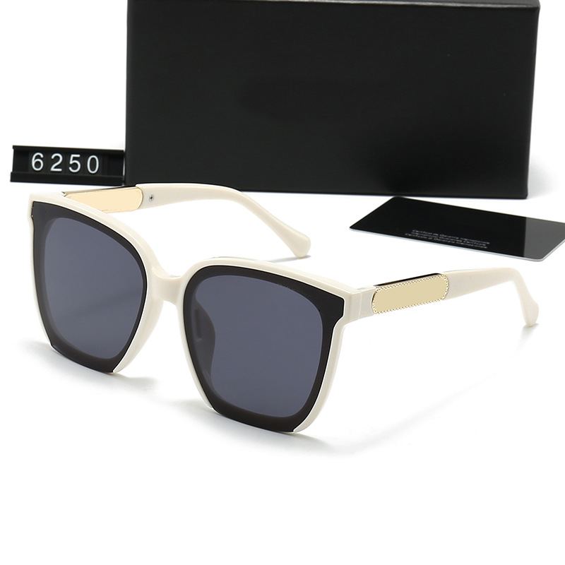 Designer Women Vintage Sunglasses Lens Letter Womens Mens Goggle Senior Fashion Eyewear Metal Sun Glasses with Box