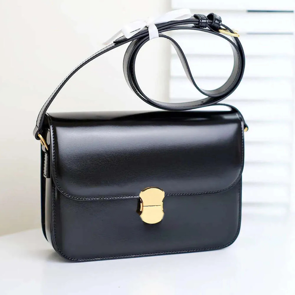 Luxurys handbag 2size classic tofu Crossbody envelope bag strap Womens Leather messenger Tote bag fashion mens Clutch satchel purses 10a Designer Shoulder Bags