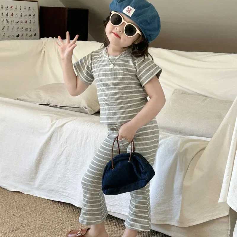 Clothing Sets 2024 Girls Summer Cotton Clothing Set Childrens Short sleeved T-shirt+Pants 2PCS Set Baby Fashion Stripe Set WX