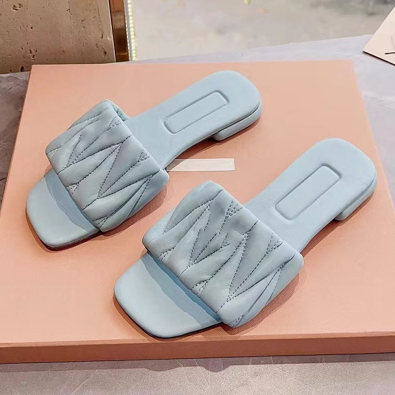 Designer Summer Women slippers Beach Slide lady Sandal Sliders luxurys Leather Outdoor Womens sandals Flat Heel Black Pink Cream Blue With shoes box