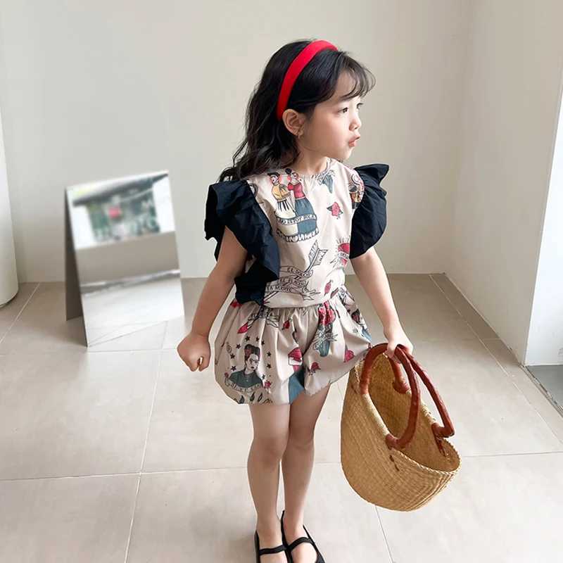 Clothing Sets Ruffled design girl sleeveless shirt and shorts set vacation style beach set round neck childrens girl fashion two-piece set WX