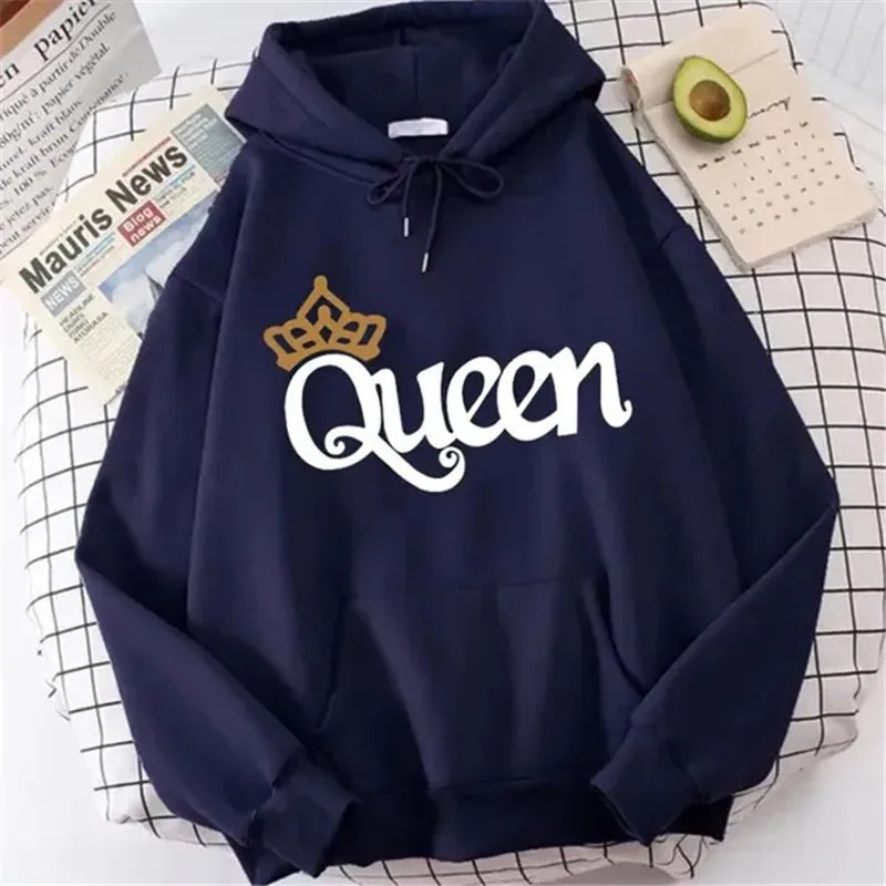 Women Pink Hooded Hoodie QUEEN Fleece Sweatshirts Cute Printing Sweater for Teenager Girls Sport Casual Pullover Top 240428