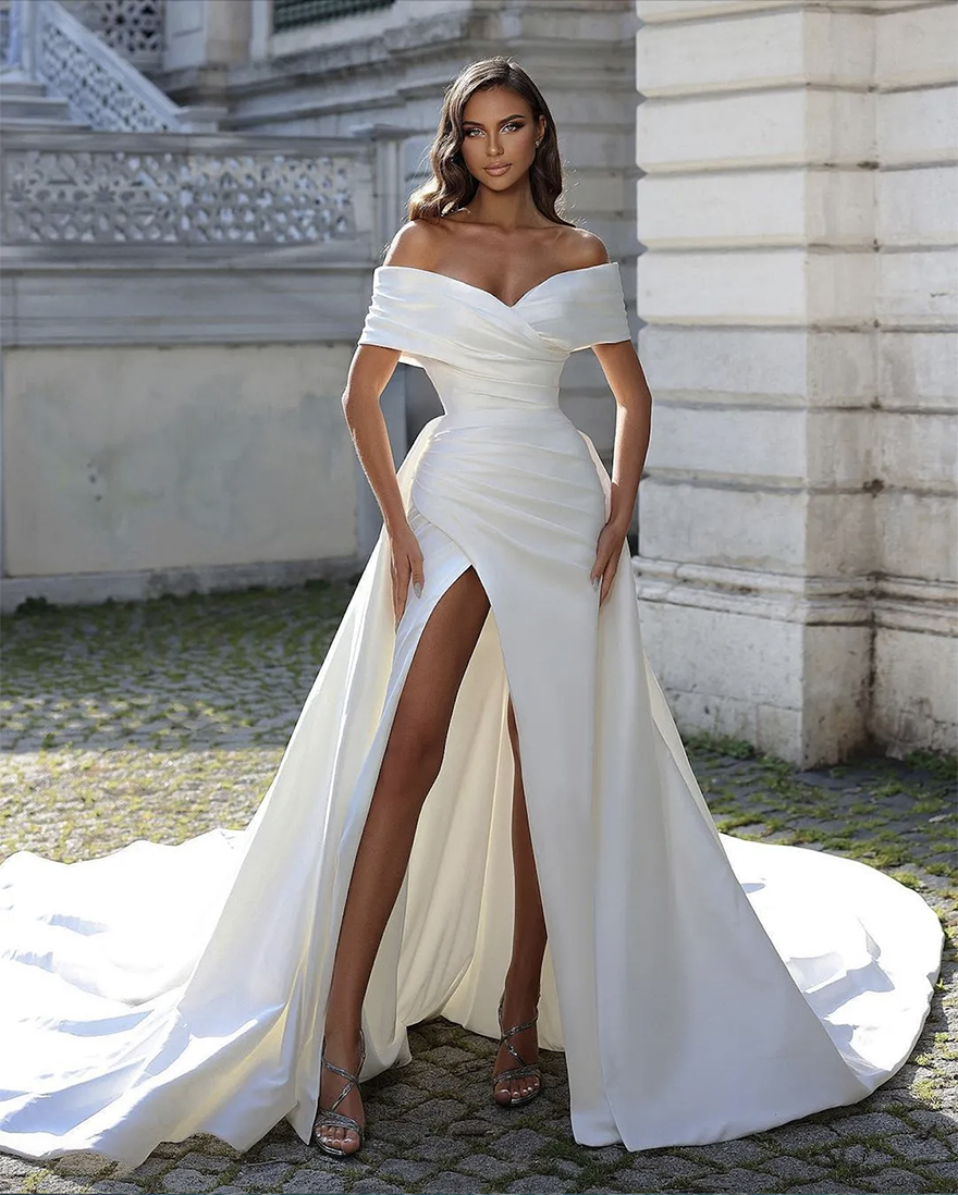 Plus Size Mermaid Wedding Dresses Bohemian Off Shoulr High Si Split Short Sleeves Pleats Draped Bridal Gown with Court Train Boho ves