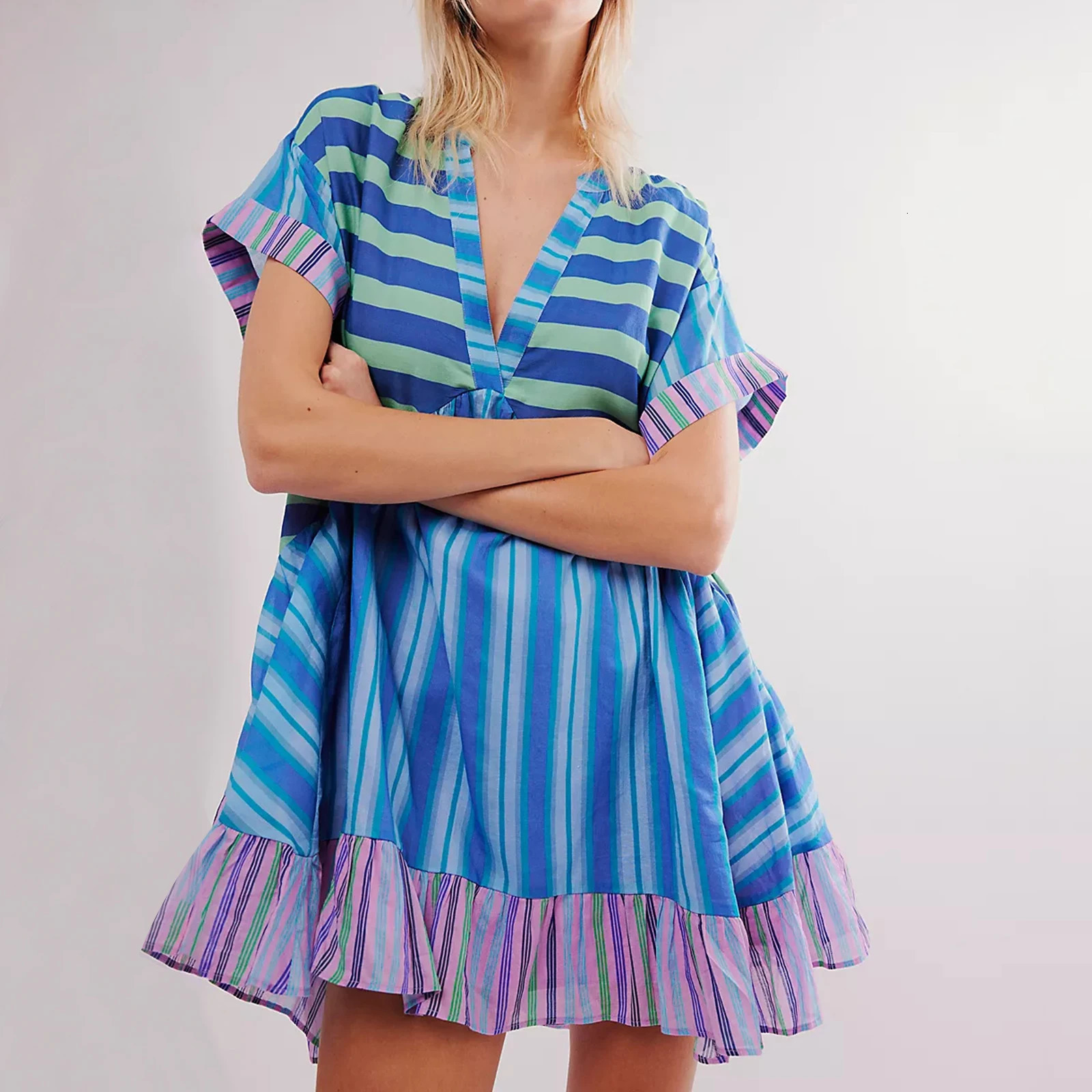 Womens Summer Fairycore Grunge Dress Bohemian Floral Print Short Sleeve VNeck Flowy Sundress Beachwear 240514