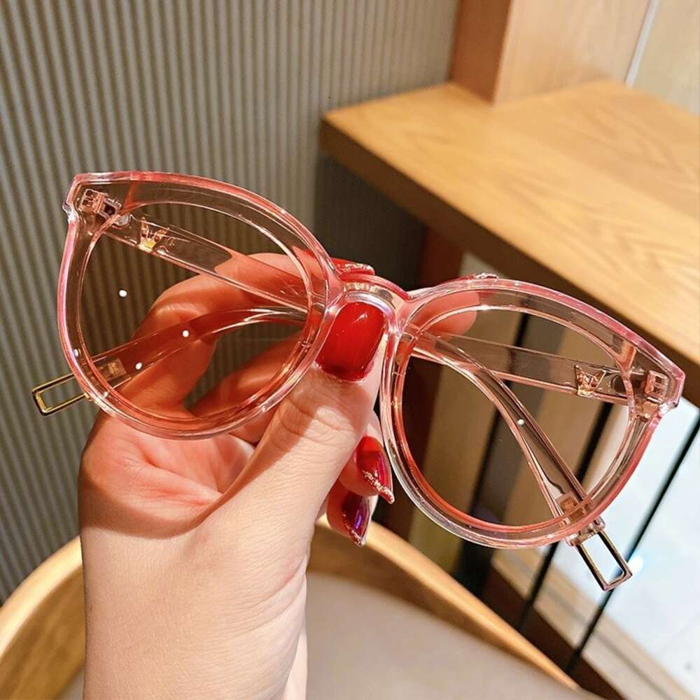 New Children's Vintage Sunglasses Girls' Small Frame Circle Sun Glasses Cute Baby Outdoor Sunshade Eyewear UV400 Oculos De Sol