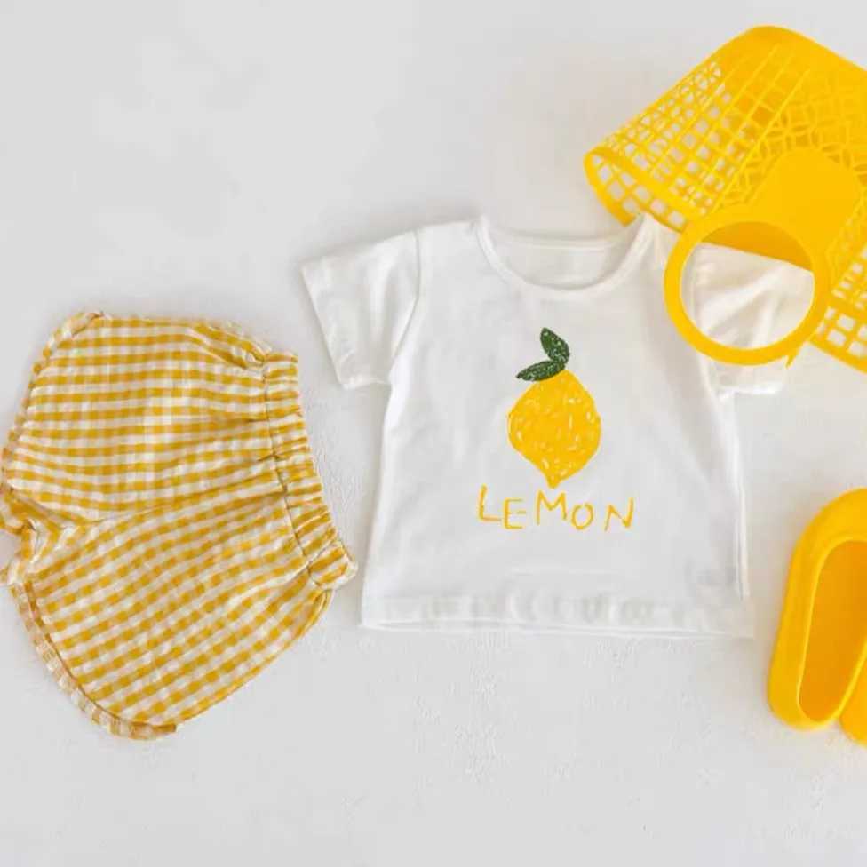 Clothing Sets Fashionable 2-piece baby girl short sleeved set fruit print set childrens T-shirt+shorts solid color clothes childrens princess girl set