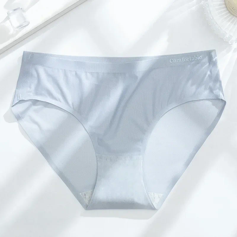 Womens Panties Ultra-thin Seamless Ice Silk Underwear For Ladies One Piece Waist Naked Anti-bacterial Pure Cotton Crotch Lady