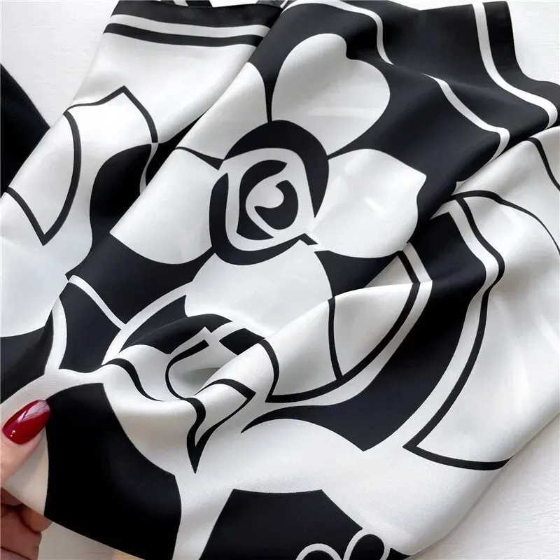 Bandanas Durag Large Camellia Printed Shl Elegant Color Square Scarf Silk Texture Twill Scarf Womens Casual Bandage J241010