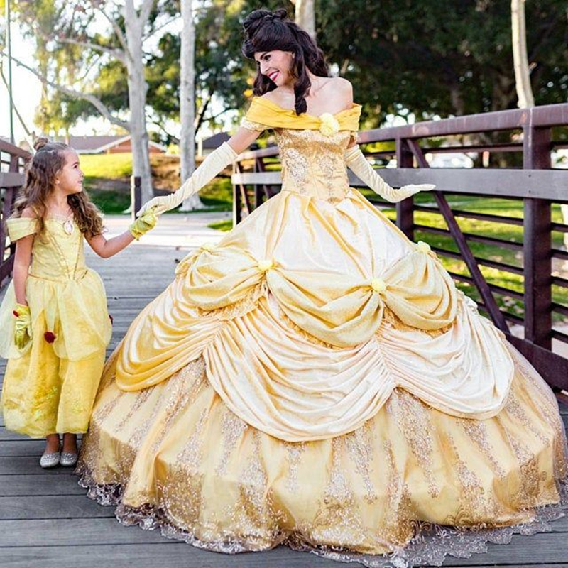 Vintage Princess Gold Quinceanera Dresses Off The Shoulder Ruched Ball Gown Floor Length Sweet 16 Dress Cosplay Prom Special Occasion Wear Lace Appliq