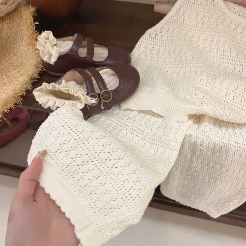 Clothing Sets Girls Summer Clothing Set 2023 Childrens Knitted Hollow Lace Set Girls Fashion Breathable Tank Top+Wide Leg Pants Set Childrens Set WX