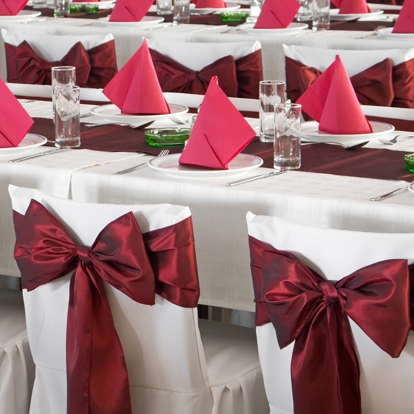 2024 Fashion Elegant Vintage Wedding Chair Covers Taffeta Crystals Flower Sashes Wholesale Party Supplies Accessories 07