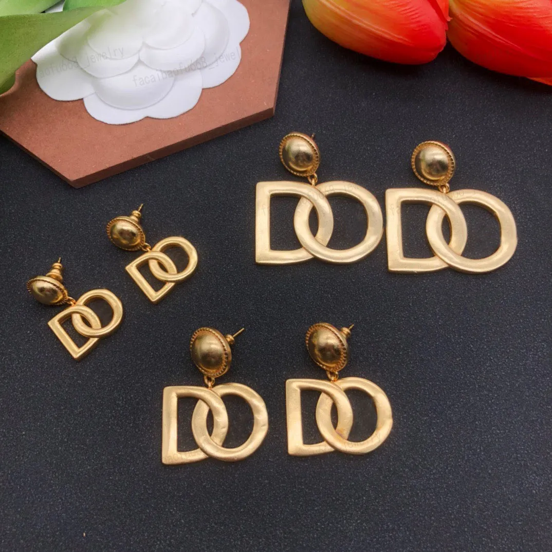 Designer Retro Earrings Stud Jewelry Charm Gold Earings Studs Womens Earring Girls Dangle Chandelier Pendant Hoop Earing Wedding Gift 9beb