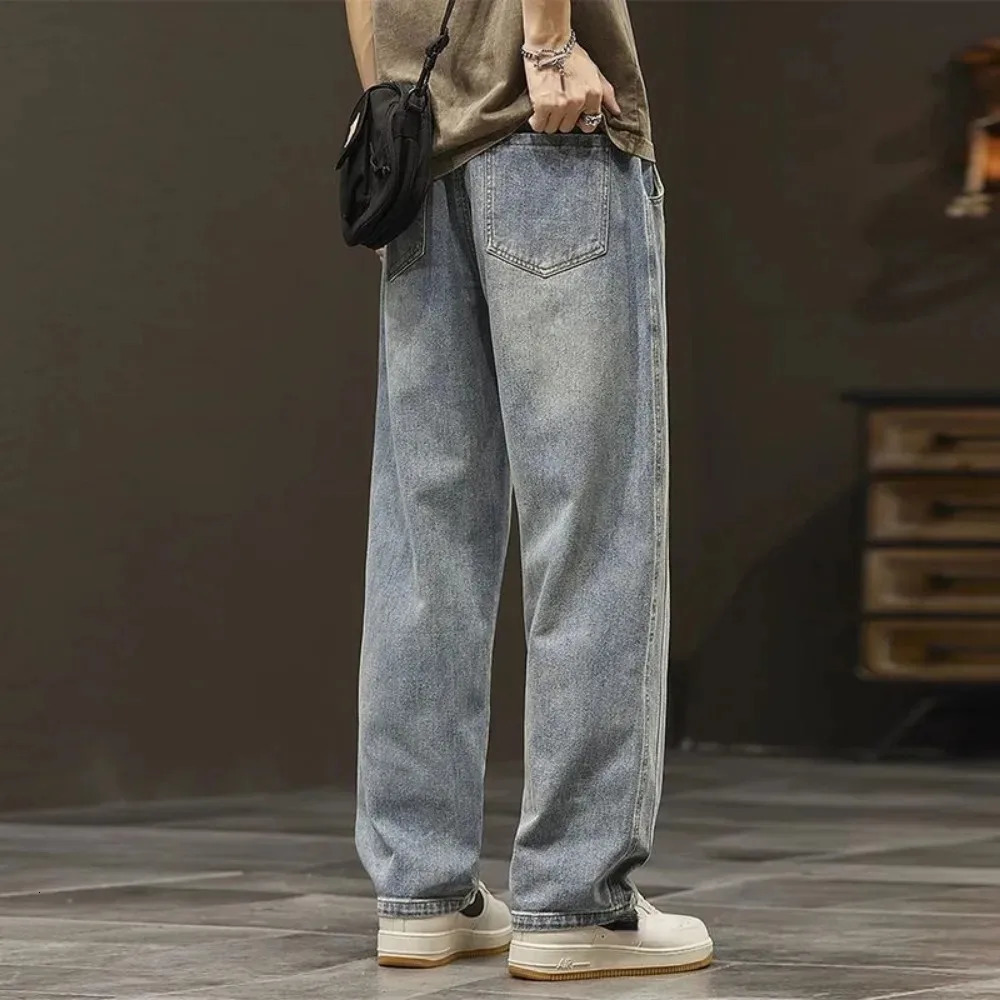 Elastic loose straight jeans mens wide legged denim pants casual trousers Korean style Sportswear clothing jeans pants 240518