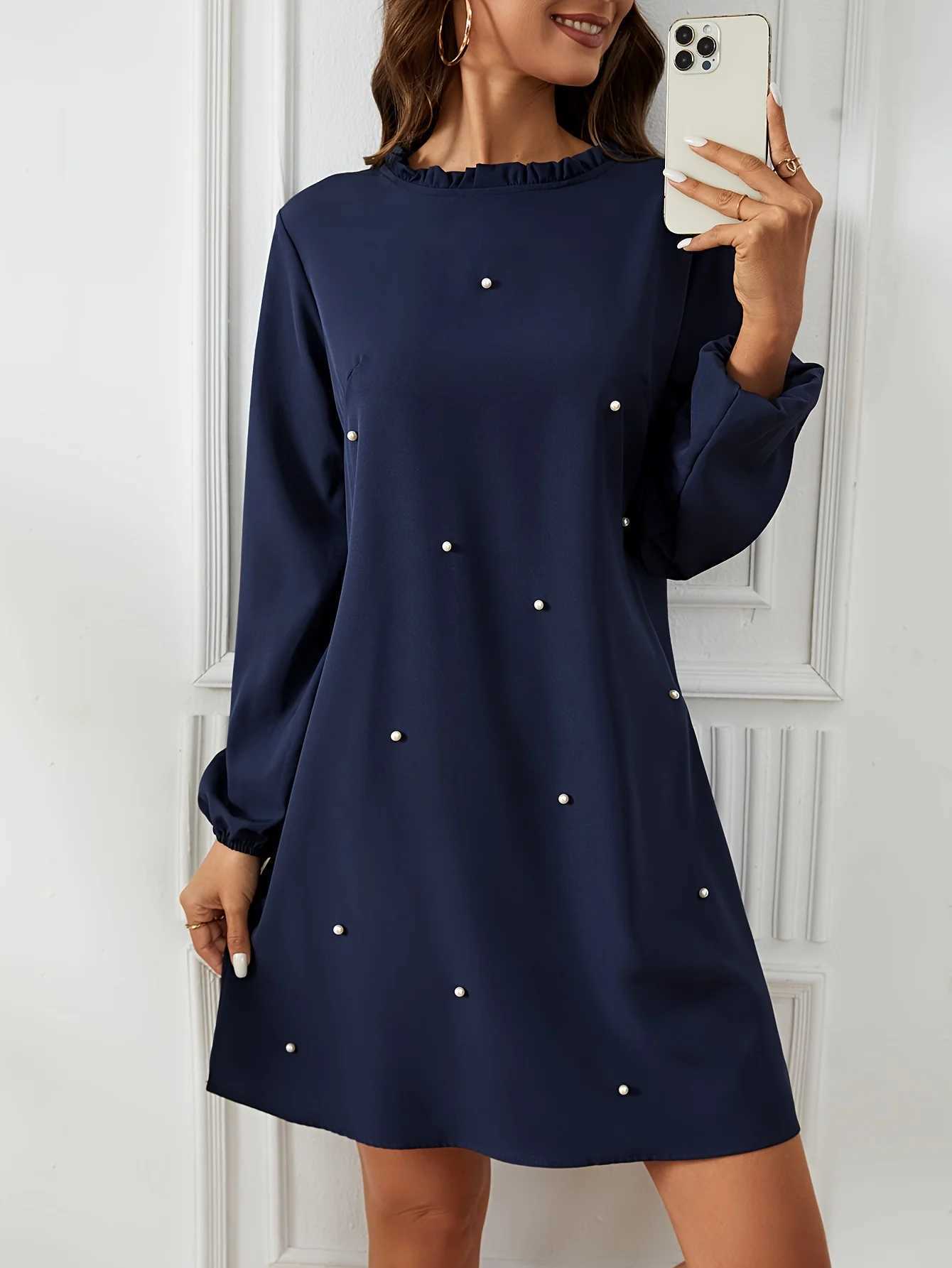 Basic Casual Dresses Cross border European and American womens autumn and winter fashion trend pearl embellishment collar lantern long slved dress Y24