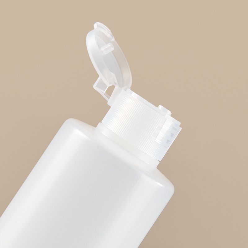 10ml 15ml 20ml 50ml 1.7oz Travel Squeezable Bottles Clear Plastic Sample Flip Cap Bottle Refillable Travel Containers for Makeup Cosmetic Toiletries L
