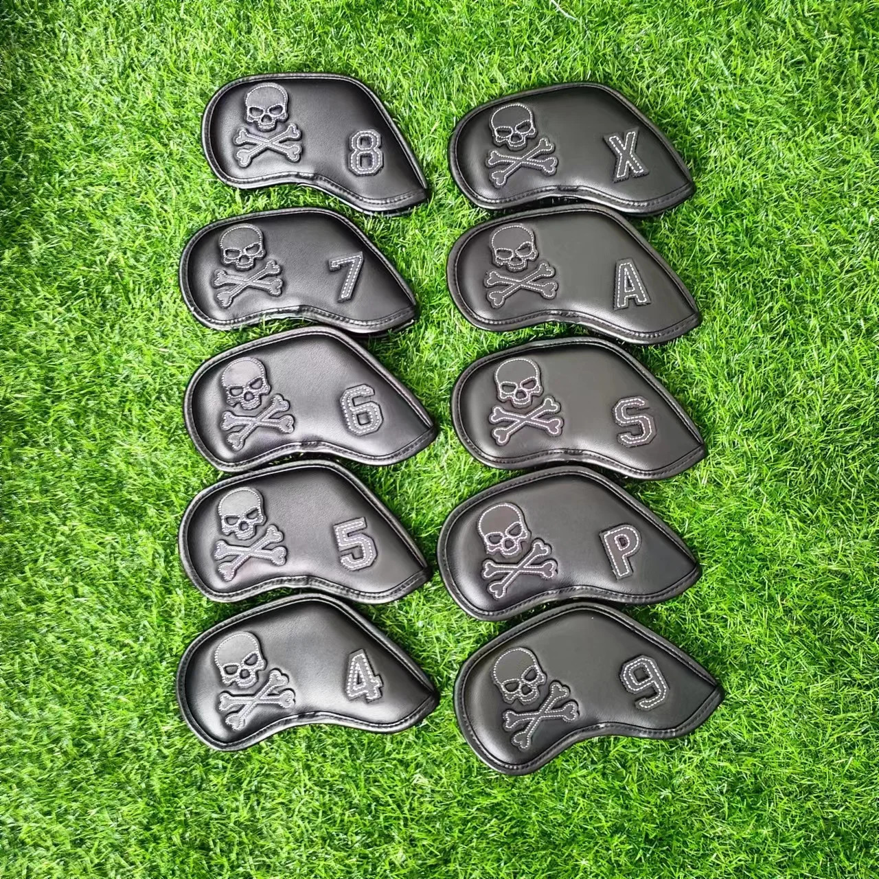 Skull Head Golf Irons Cover 10pcs Wood Driver Protect Headcover Golf Accessories Putter Golf Iron Club Head Cover 240516