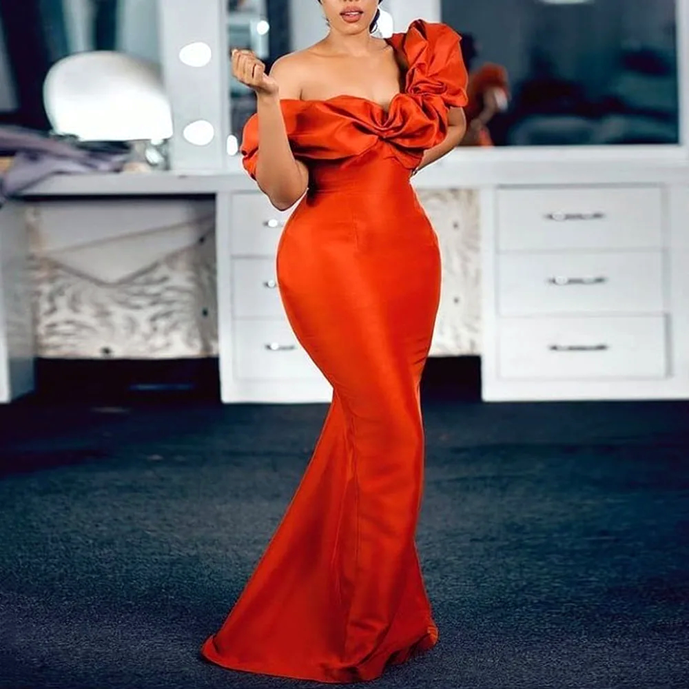 Sexy Backless Satin Mermaid Evening Dresses Ruched Off The Shoulder Long Engagement Birthday Party Gown For Women 2024 Charming One Shoulder Prom Dres