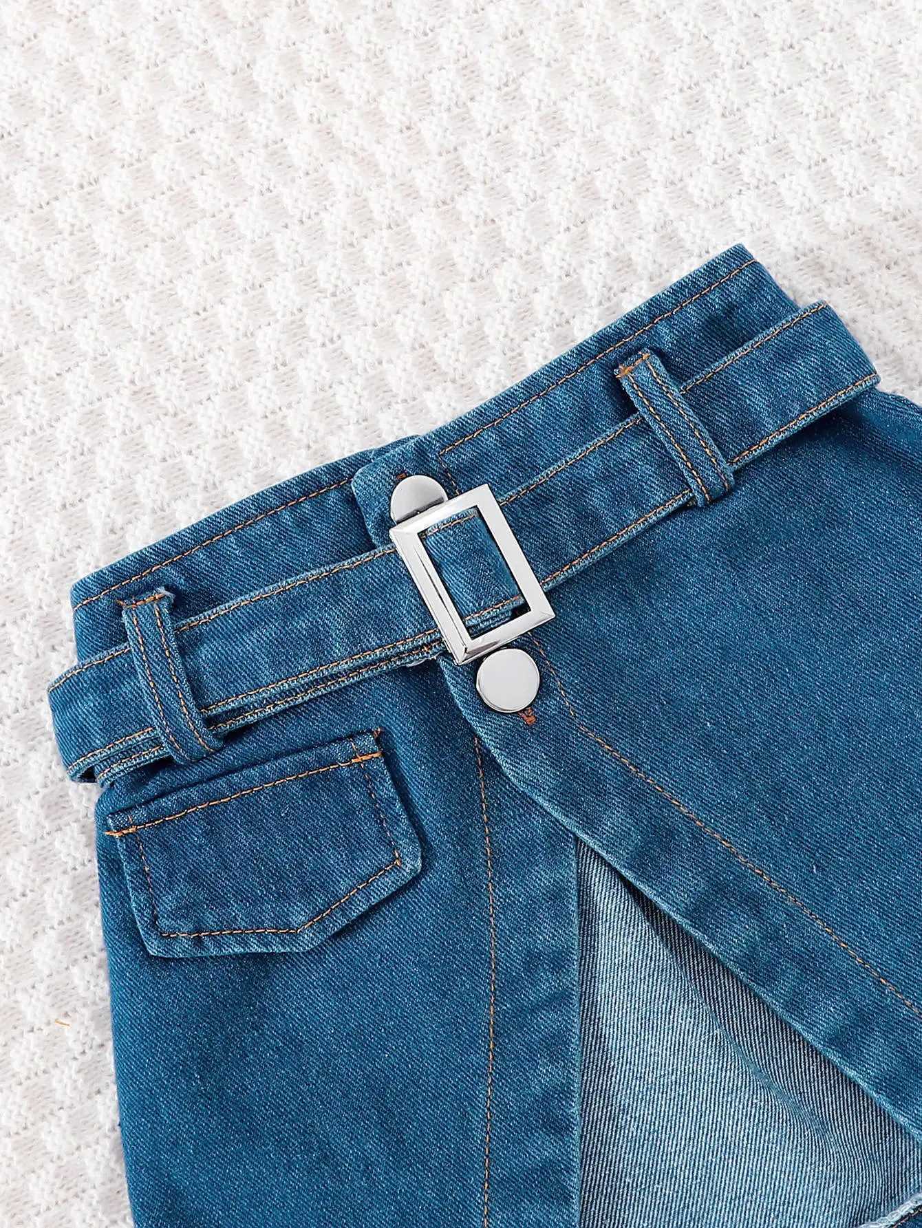 Clothing Sets Fashionable summer baby girl clothing with letter printed shoulder short sleeves and irregular denim high waisted tight fitting girl set