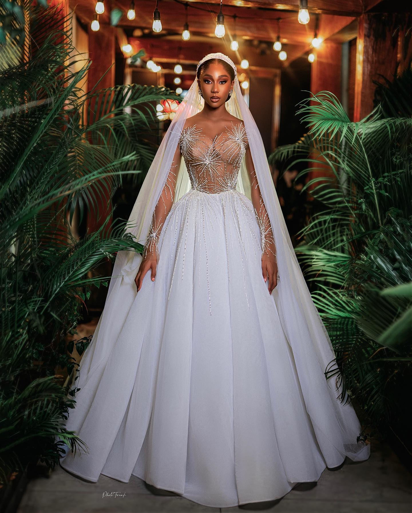 Aso Ebi A Line Dress For Bride Sheer Neck Long Sleeves Wedding Dresses Embroidery Beaded Lace Up Back Arabic Black Women Designer Bridal Gowns 0616