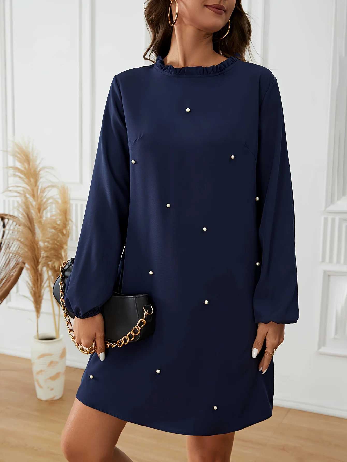 Basic Casual Dresses Cross border European and American womens autumn and winter fashion trend pearl embellishment collar lantern long slved dress Y24