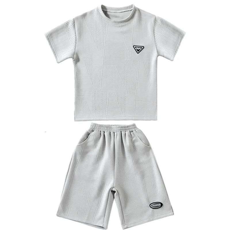 Kids Clothes Boys Summer Jacquard Weave TShirt Shorts 2 Pieces Set Teenage Boy Ventilate Tracksuit Stereoscopic Lines Outfit 240509