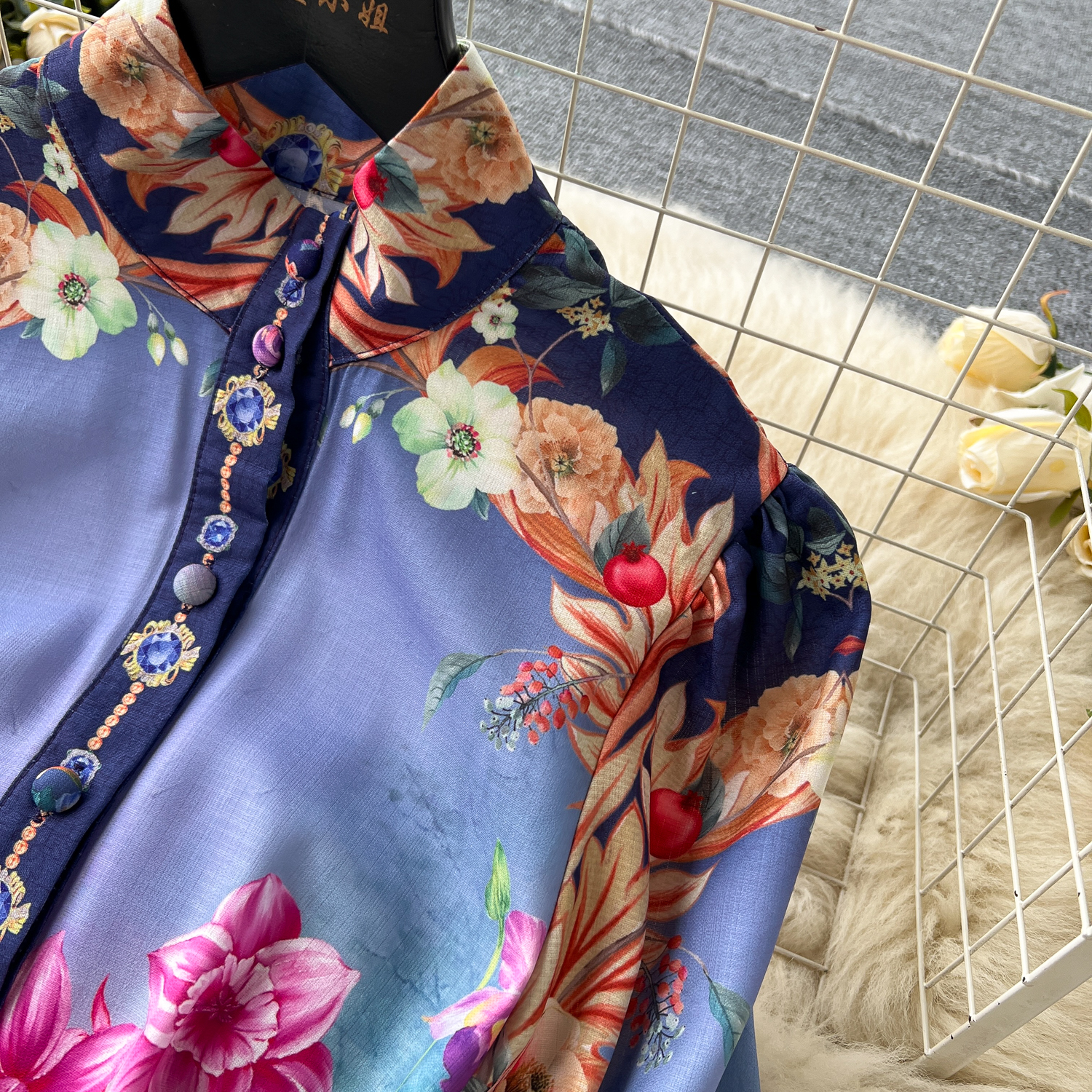 New Fashion Runway Summer Dress Women's Sleeveless Stand Collar Ral Embroidery Elegant High Waist Zipper Mini Vestidos