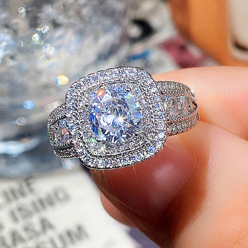 S Sterg Sier Wedding Band: urious Round Cut 5A Cubic Zirconia CZ Dia Ring