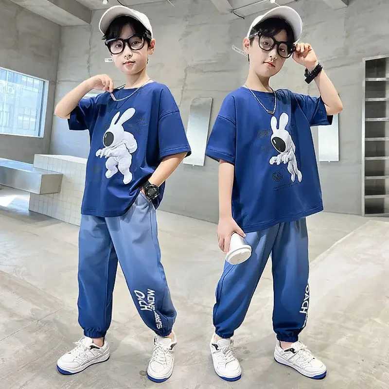 Clothing Sets Boys Summer 2023 New Cotton Fashion Sportswear Astronaut Rabbit Print Short sleeved Set 5-14 Year Old Street Q0517