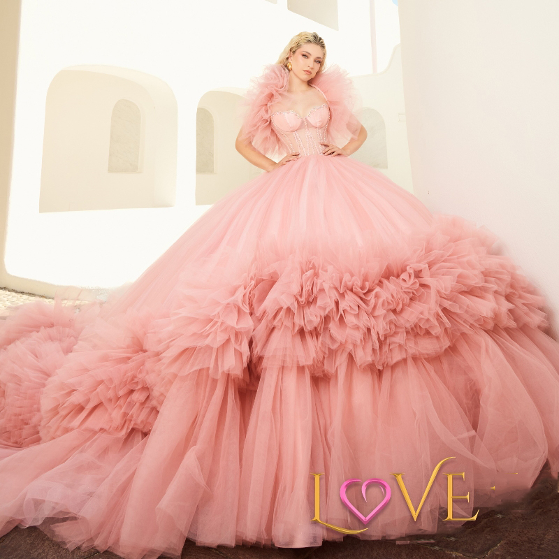 Light Pink Sweetheart Quinceanera Dress Sweet Off the Shoulder Beads Crystal Tiered Tull 16 Year Old Girl Princess Birthday Party Ball