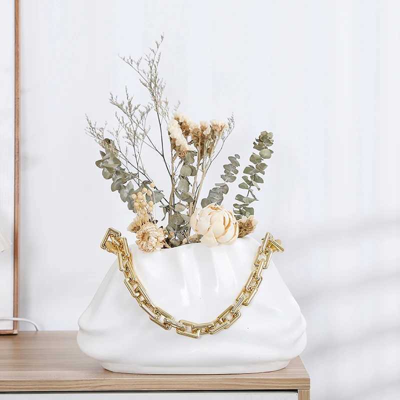 Vases Nordic cloud Resin Handbag Design Vase Flower Wedding Desk Ornament Home Decor plant pot Interior accessories J240515