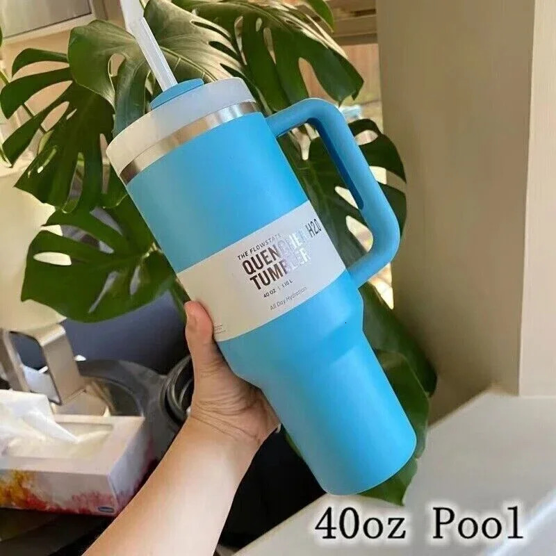 40 OZ Stainless Steel Vacuum Insulated Tumbler Cups With Lids And Straws Handle Straw Leakproof Flip Coffee Mugs Drop 240509