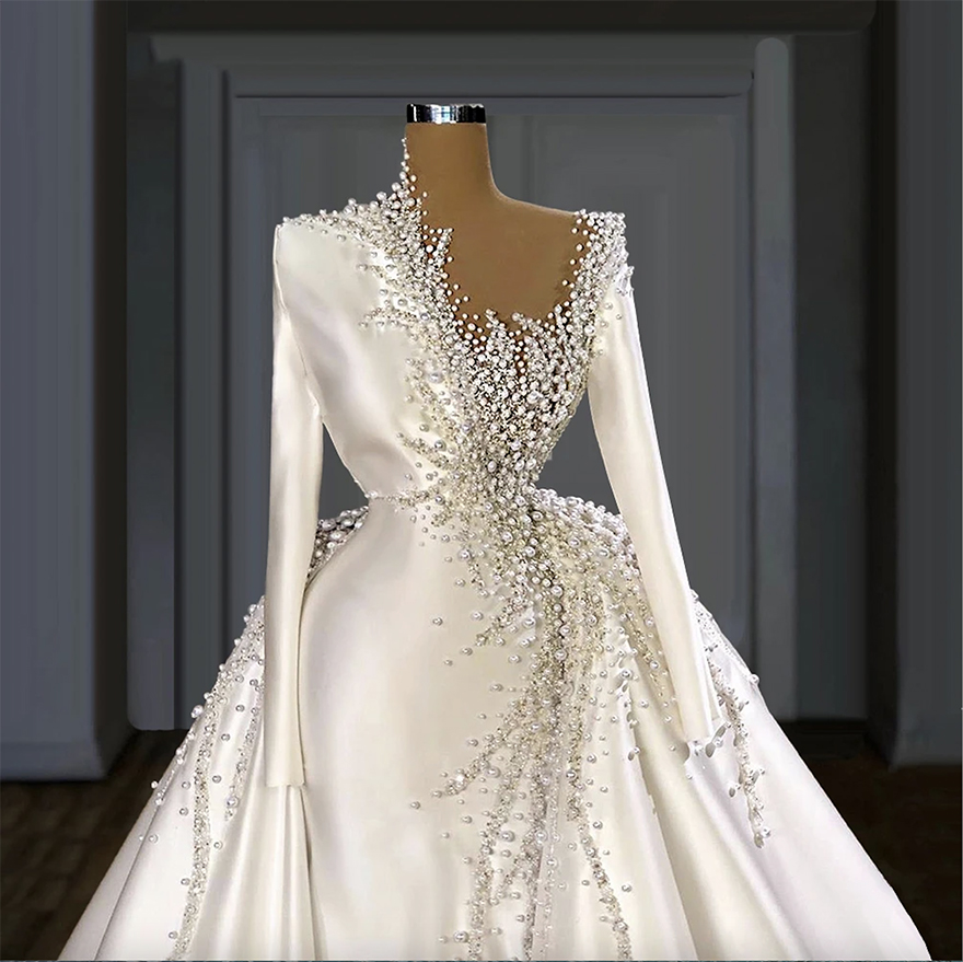 High Quliaty Satin Wedding Dresses Dubai Pearls Beads with Sleeves Long Train African Bride Bridal Gowns Plus Size