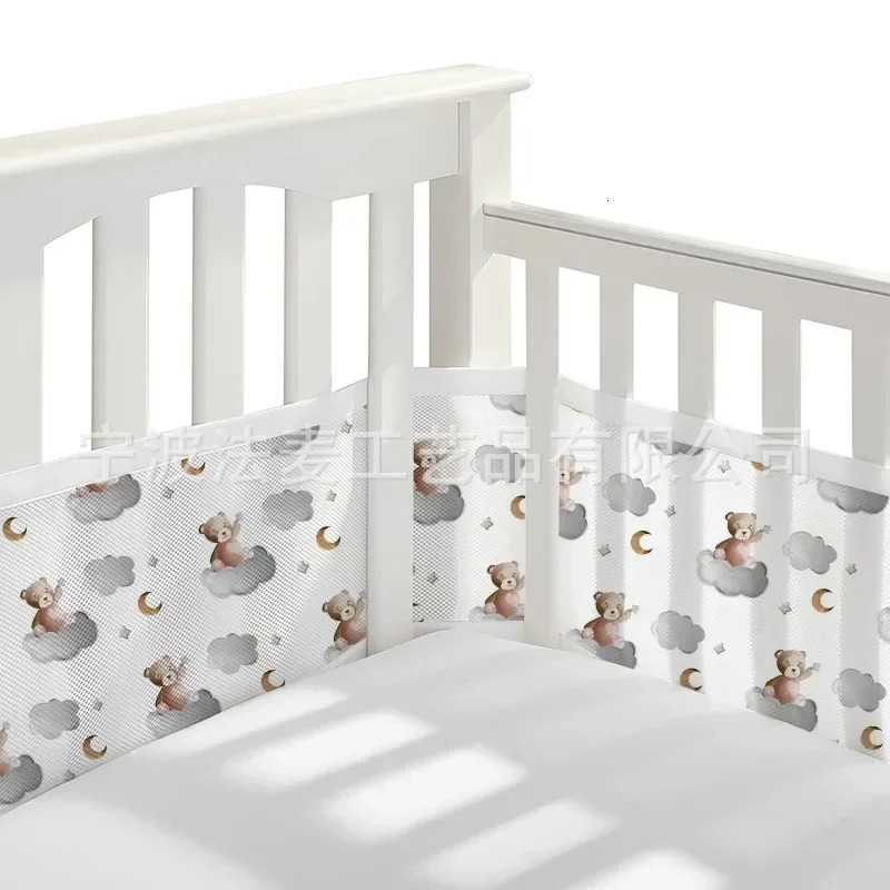 Breathable Mesh Bed Liner 4 Panel Baby Cot Fence Cotton Railing Thicken Bumper One-piece Crib Around Protector Baby Room Decor 240520