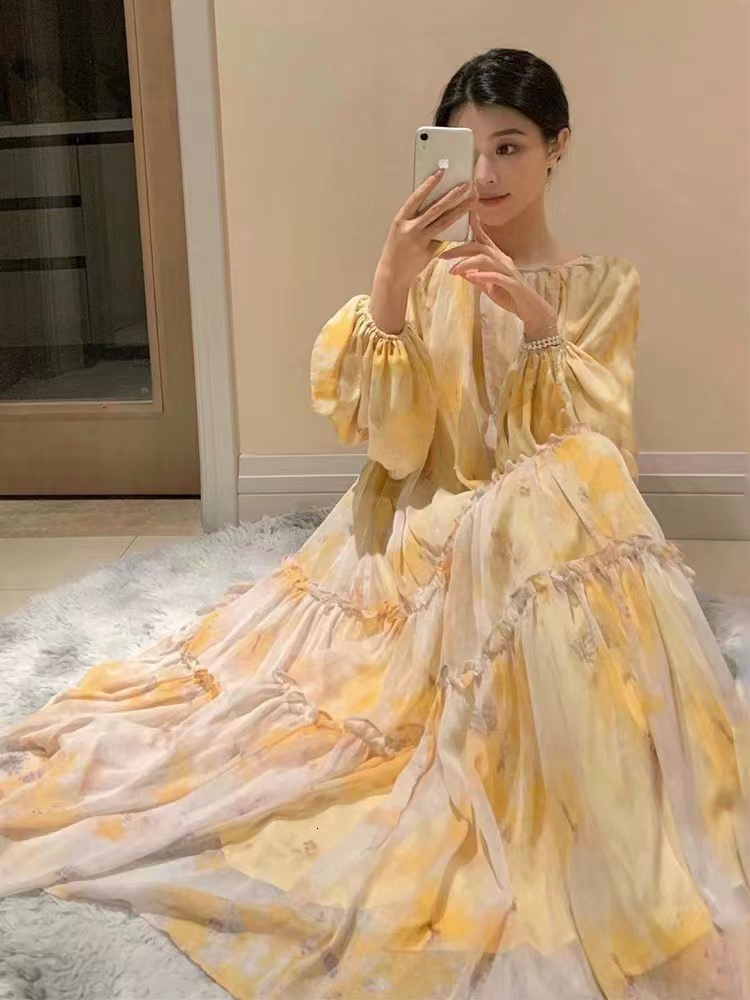 French Chiffon Fragmented Flower Dress 2024 Spring and Autumn New Womens Gentle Style Loose and Slimming Vacation Big Swing Long Dress 230508