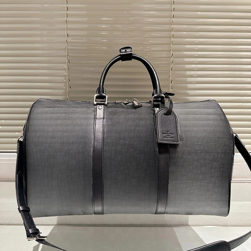 2024 Designer leather women Large capacity long travel short outing essential lightweight, simple, letter, plaid fashion bag Free shipping