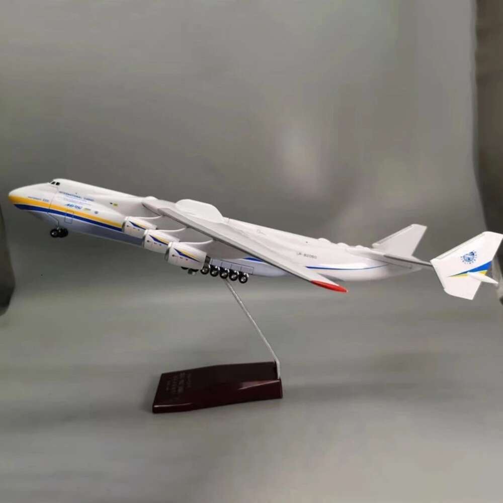 1:200 an225 Antonov 225 Airplane Resin Aircraft Ukraine Painted Mriya Transporter Display Model Plane