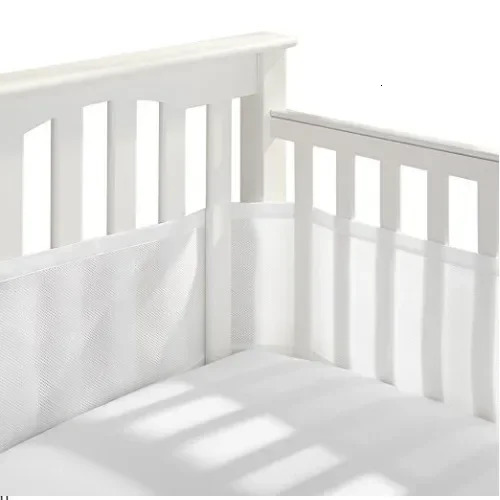 Breathable Mesh Bed Liner 4 Panel Baby Cot Fence Cotton Railing Thicken Bumper One-piece Crib Around Protector Baby Room Decor 240520