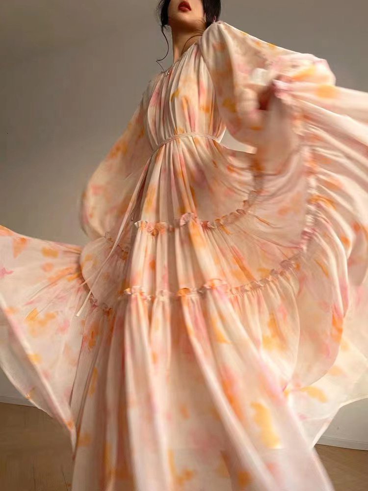 French Chiffon Fragmented Flower Dress 2024 Spring and Autumn New Womens Gentle Style Loose and Slimming Vacation Big Swing Long Dress 230508