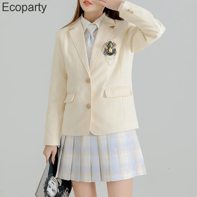 Womens Korean Fashion Jk School Uniform Coat Spring Autumn Black Lapel Long Sleeve Jackets With Badges College Style Costume 2403