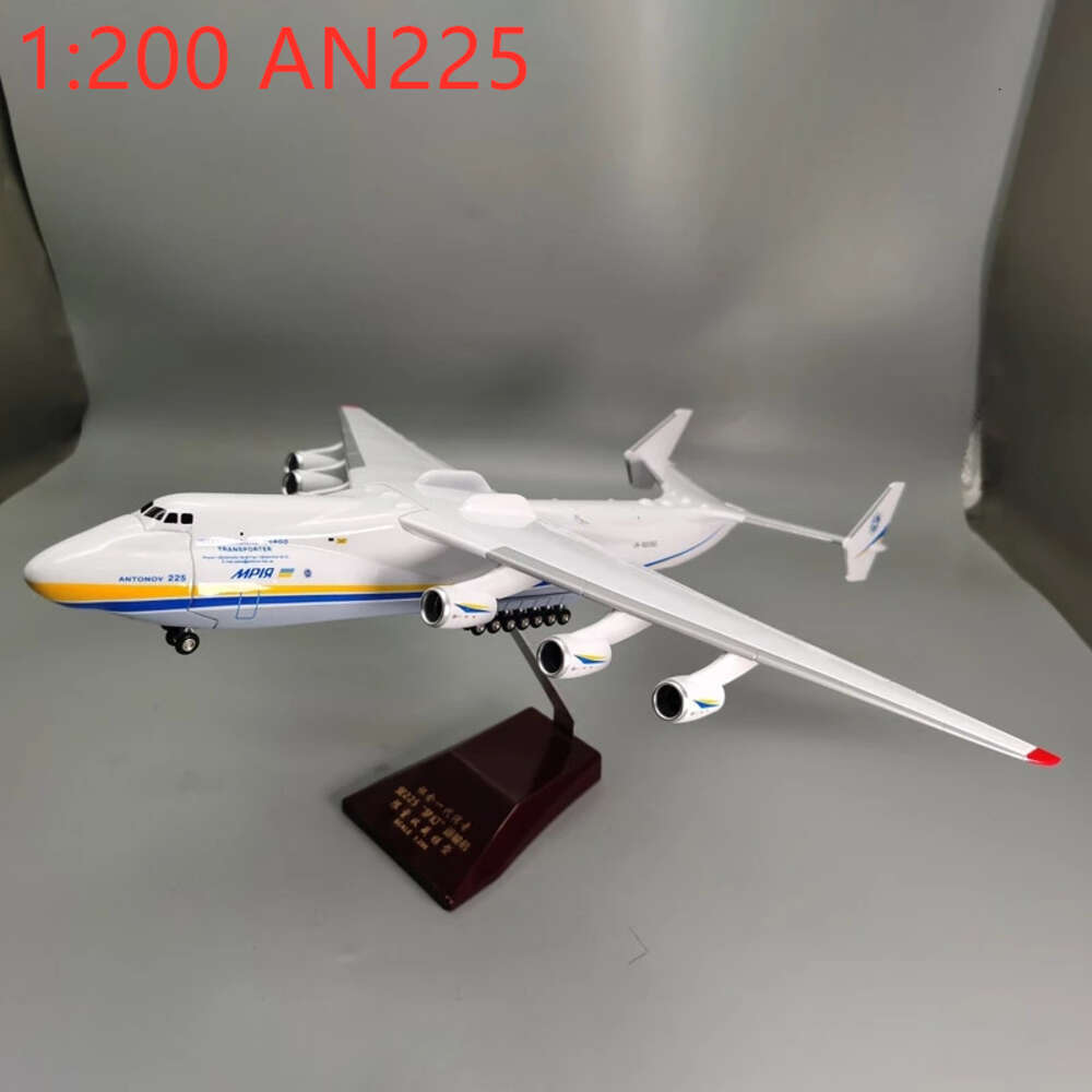 1:200 an225 Antonov 225 Airplane Resin Aircraft Ukraine Painted Mriya Transporter Display Model Plane