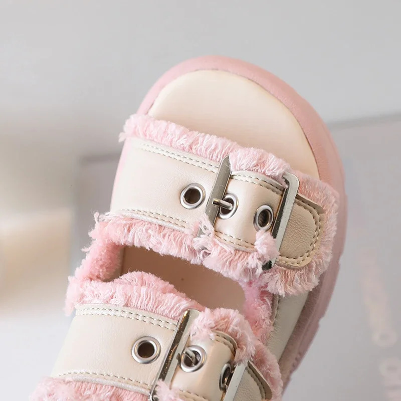 Fashion Children Sandals Buckle Chunky Tassel Summer Girls Beach Sliders Pink Black 26-36 Pu Leather Comfy Kids Shoes Flat 240513