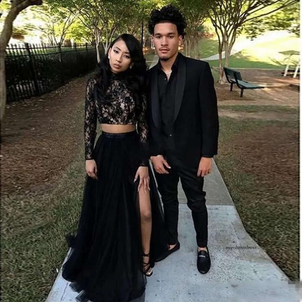 Couple Fashion Two Piece Black Prom Dresses With Lace Long Sleeve Aline Tulle Side Split Evening Party Gowns Galurken 0521