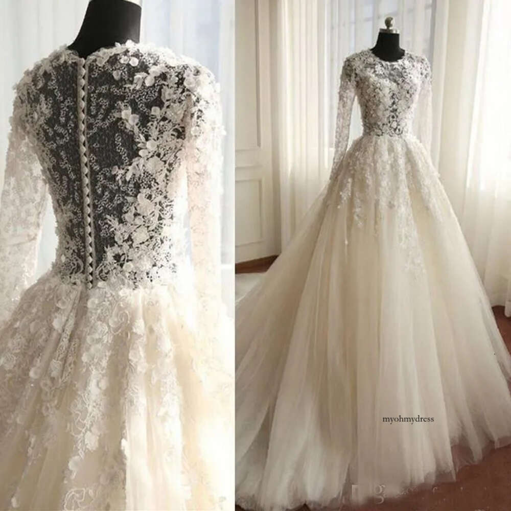 Romantic Illusion Lace Dresses Tulle Vintage Bridal Gowns Button Covered Back Long Train Spring Fashion Wedding Dress Mariage 0521