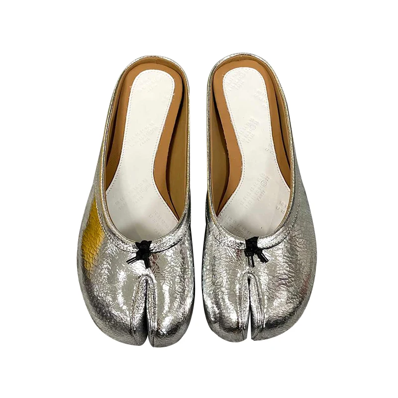 Genuine Leather Women Tabi Shoes Sheepskin Ladies Shoes Unique Split-Toe Mules Sandals Luxury Design Female Concise Flat Shoe