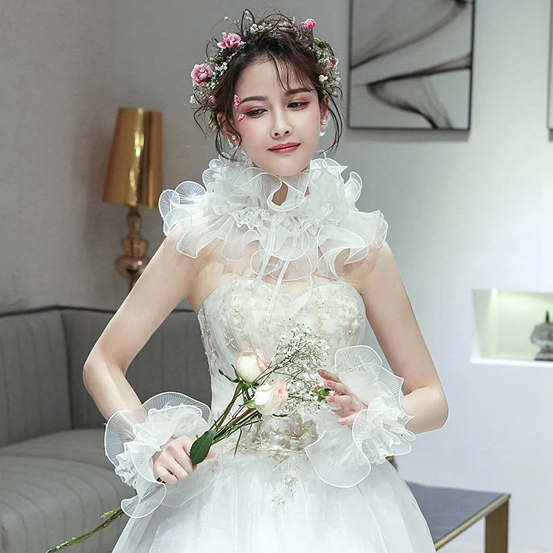 Nail Tips Showing Lace Pleated Flare Hand Sleeves for photo nails Wedding Party Photography Manicure Display Nail Supplies